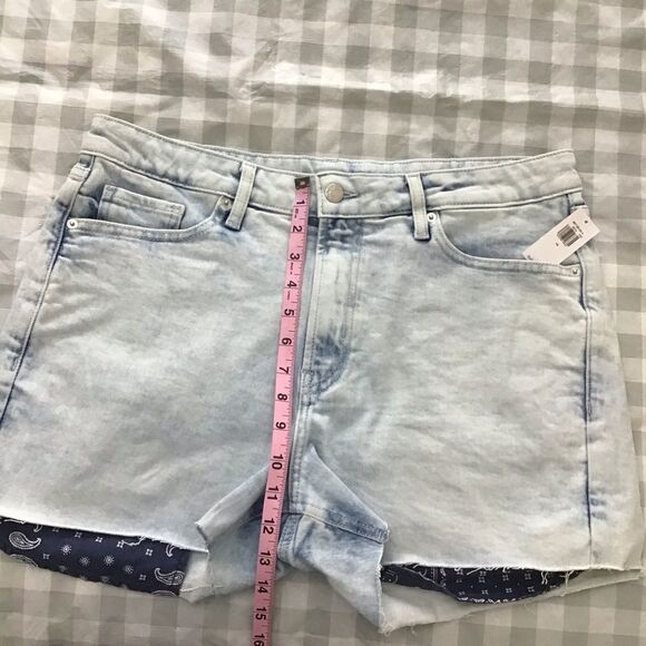 Denim jeans mini shorts Old Navy stretch high rise  waisted bleached size 14 - Picture 7 of 10